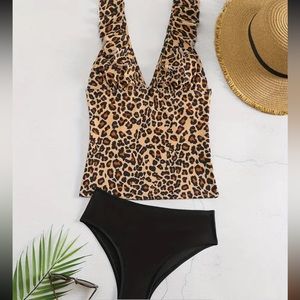 New without tags, Cupshe two piece swimsuit, size 8